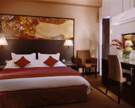 Golden Tulip Little Palace 