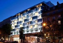 Renaissance Paris Arc de Triomphe hotel